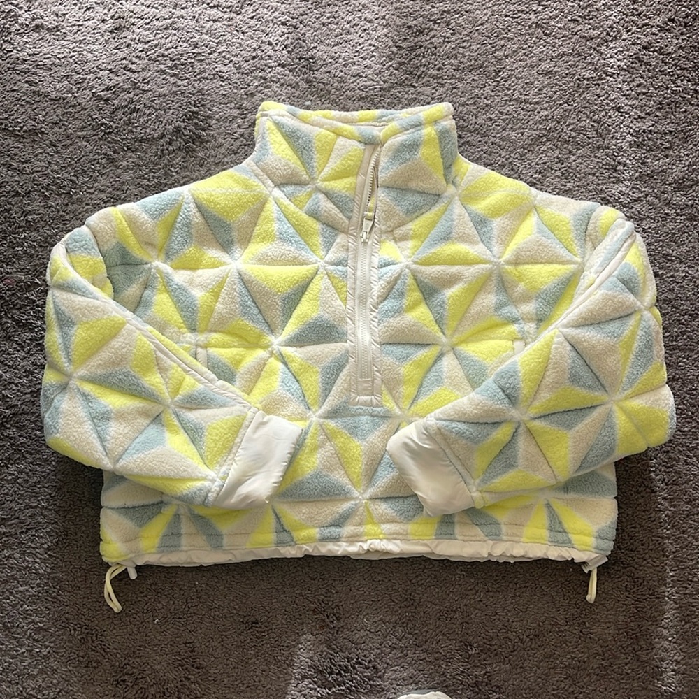 NWT - FREE PEOPLE MOVEMENT Mountain High 3D Print 1/2 Zip Fleece